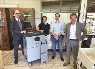 Innovation in Flow Chemistry: tackling Solid Management