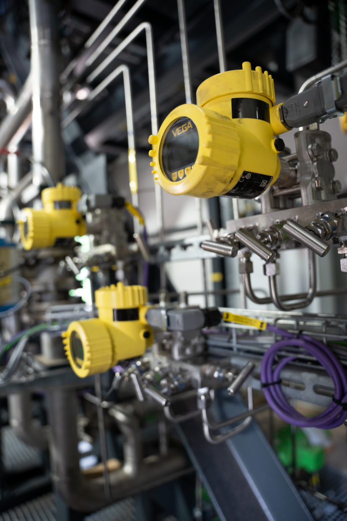 Industry-photo-1521