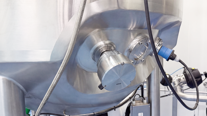 Vaisala Polaris process refractometer for real-time monitoring and improved efficiency in peptide manufacturing Vaisala Polaris process refractometer for real-time monitoring and improved efficiency in peptide manufacturing